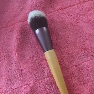 Eco tools face buffing brush